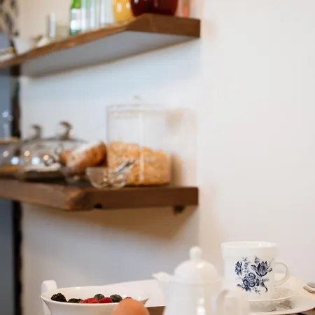 Vicolo Effe 4* טרצ'ינה