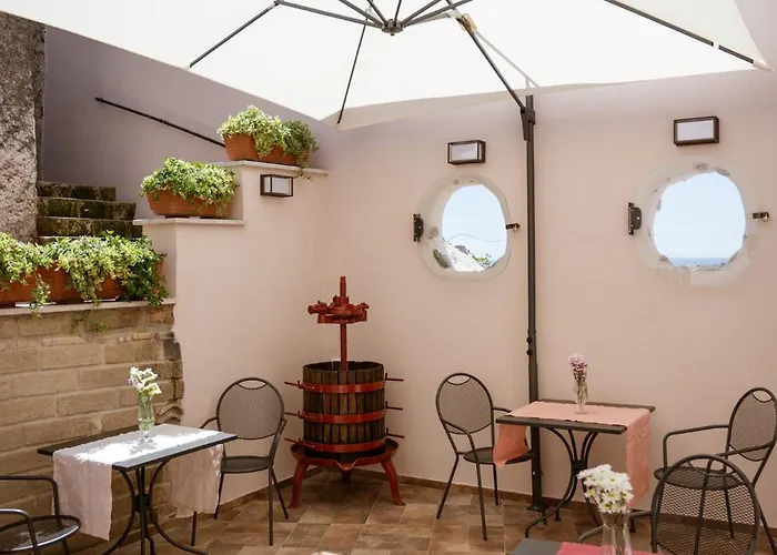 Vicolo Effe 4* Terracina